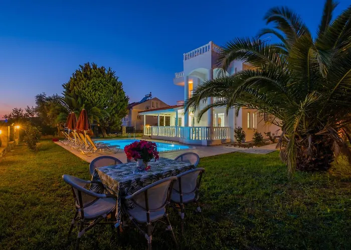 Infinity Civan פאטהיה